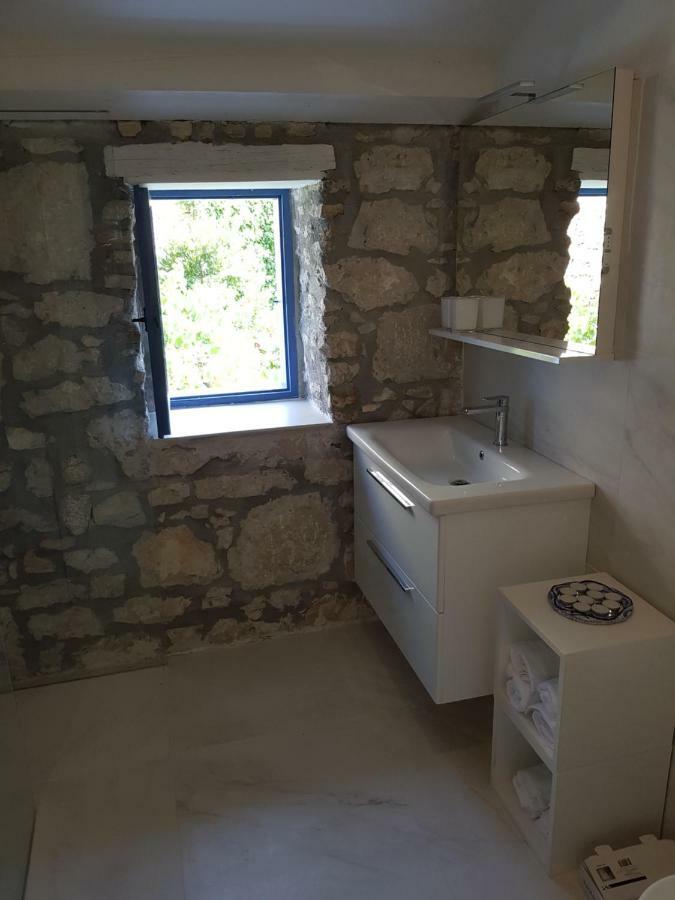 Вилла The Istrian Врсар Экстерьер фото